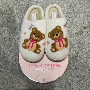 NWT Mellow & Mod Teddy Bear Slippers | Cottagecore Cozy Fuzzy House Shoes | 8/9
